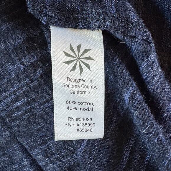 Athleta Women’s Size Small Marled Blue Long Sleeve Pullover Shirt Lightweight - Picture 8 of 12